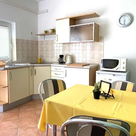 37 Apartment *
